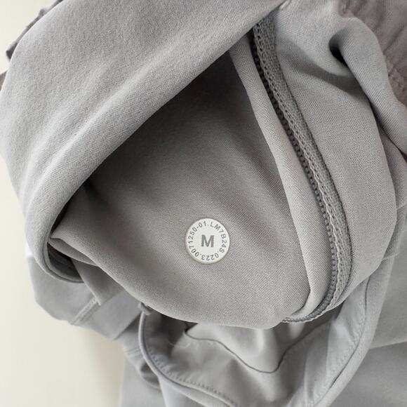 Lululemon Shorts Mens Medium Gray Pace Breaker 9'' Lined Silver Drop Performance - Picture 8 of 9